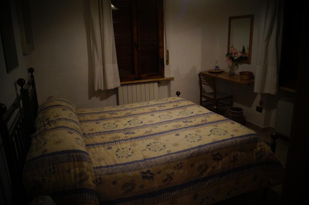Il Pozzo Della Citerna Hotel Castelnuovo Berardenga Room photo