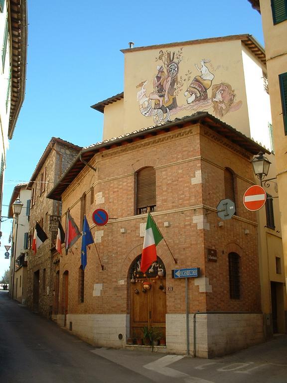 Il Pozzo Della Citerna Hotel Castelnuovo Berardenga Exterior photo
